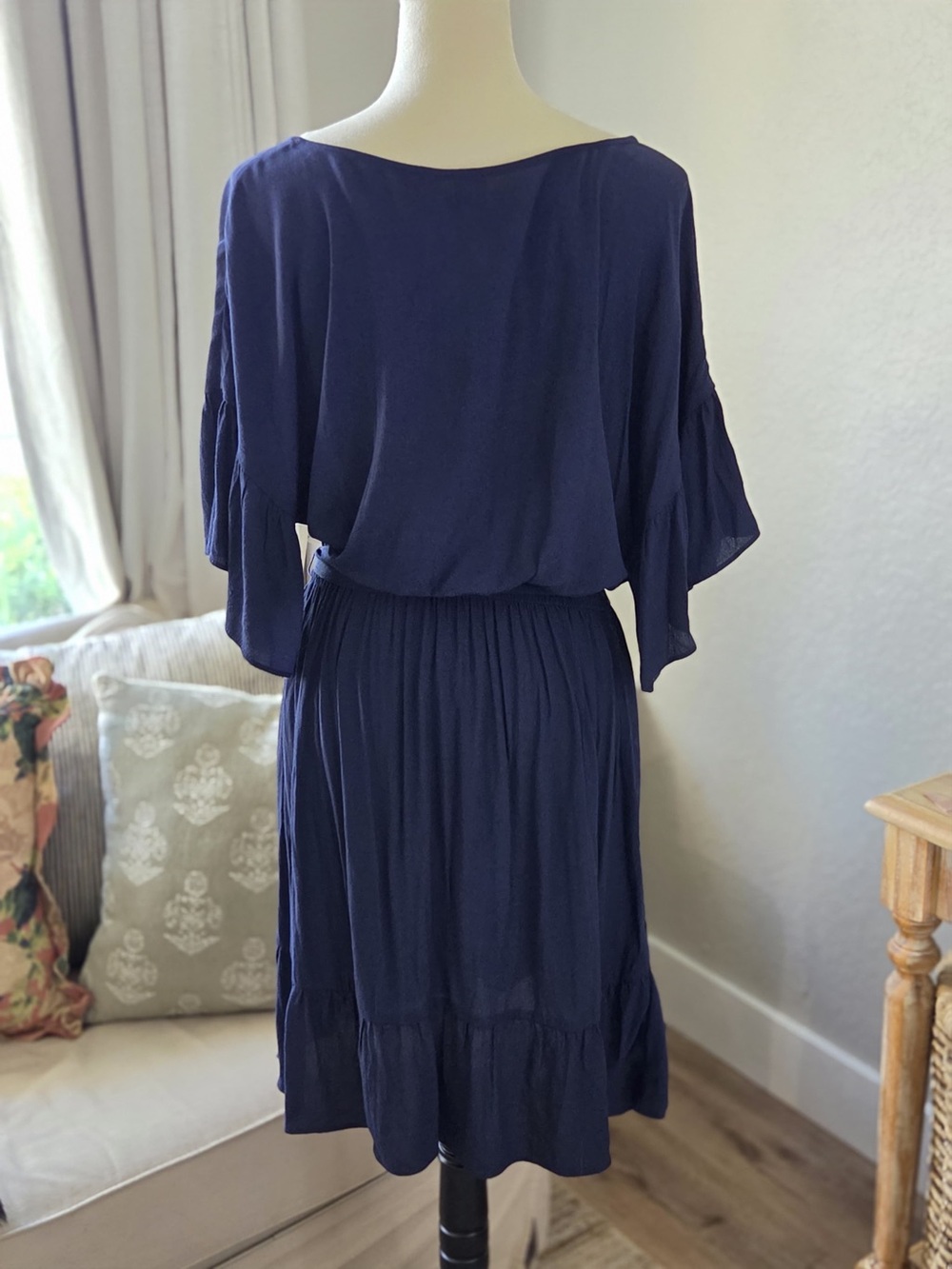 GAP Navy Tie-Waist Midi Dress - Picture 2 of 4